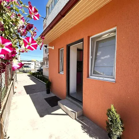 Navae Apartment